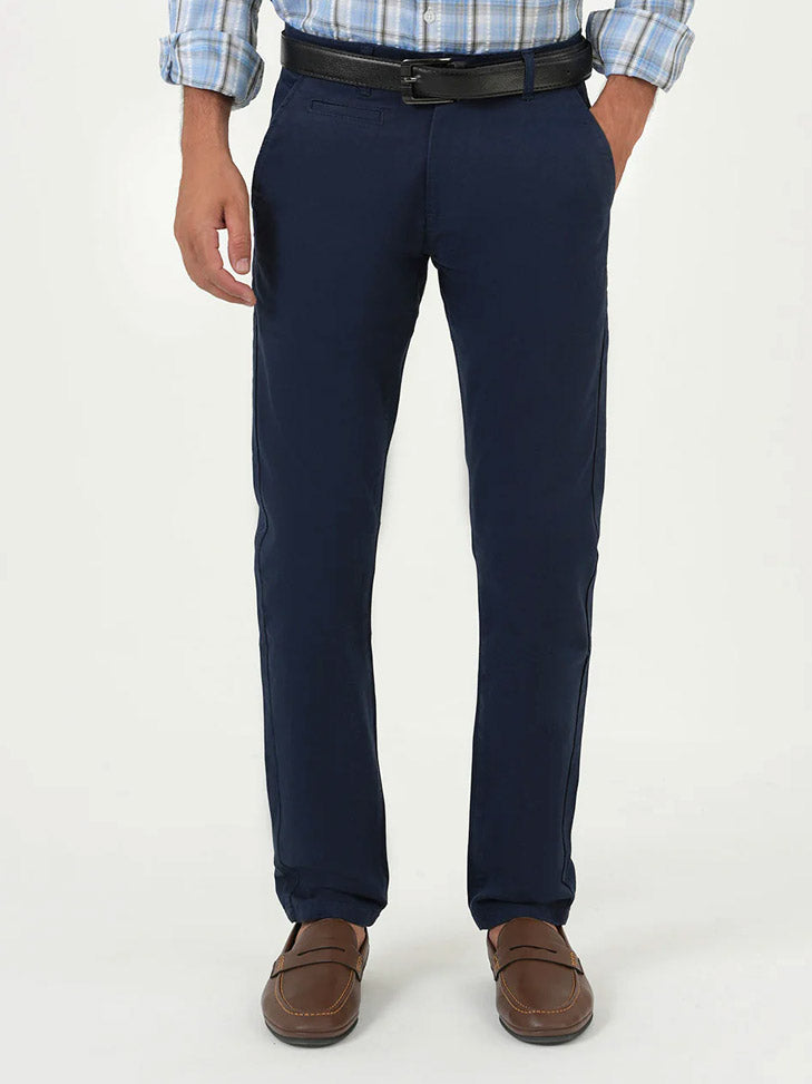 CHINOS