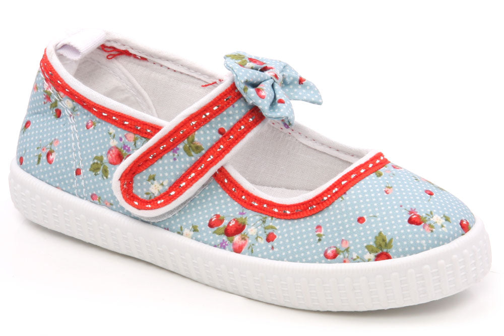 Girls Flat 'Ashlyn' Canvas Shoes