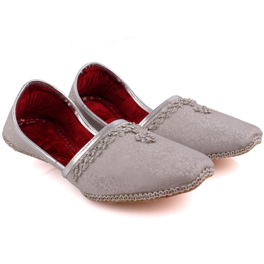 Mens ‘Caper’ Adorned Leather Flat Indian Khussa