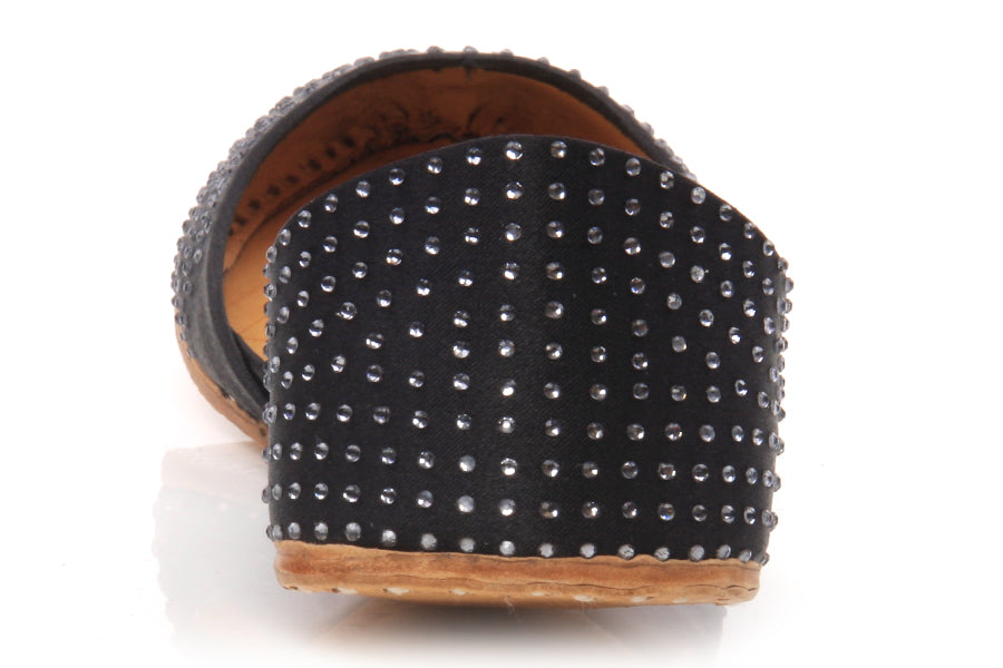 Womens Handcrafted Leather Khussa