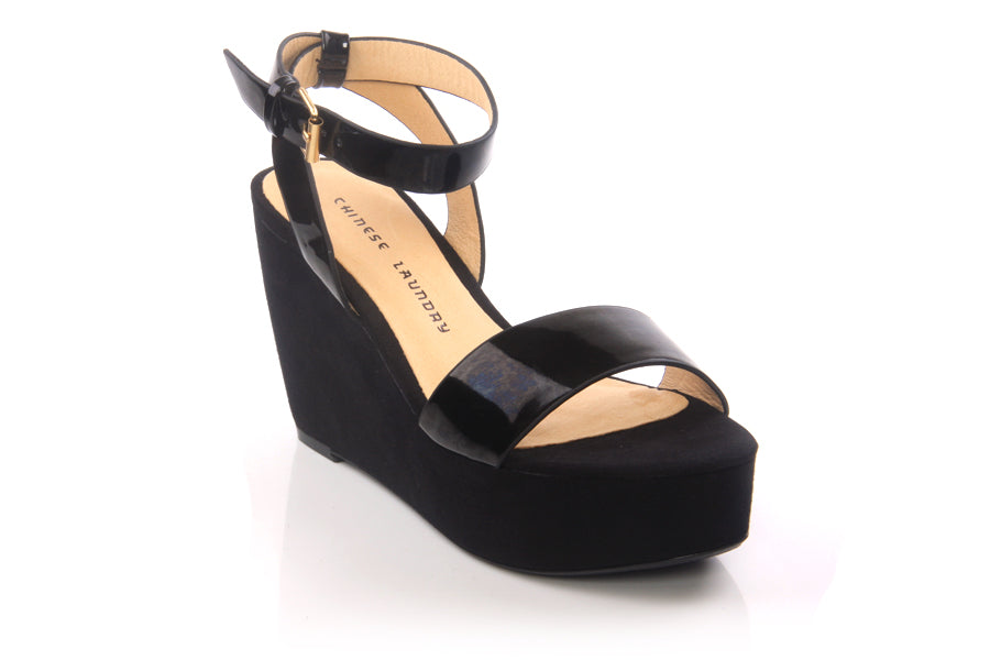 Chinese Laundry Game Time Wedge Sandal